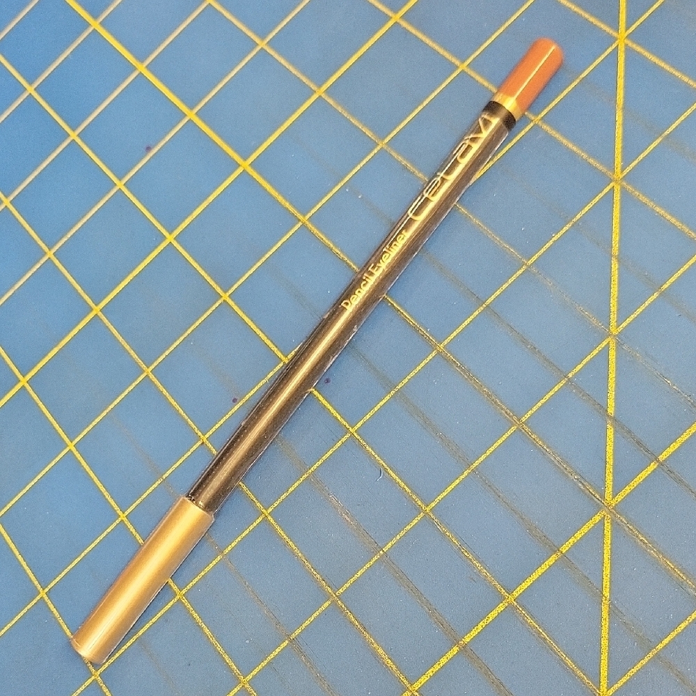 Celavi Pencil Eyeliner 0.05oz New Sealed - Khaki